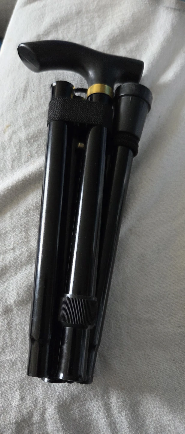 #🤎FREE Black Folding Cane