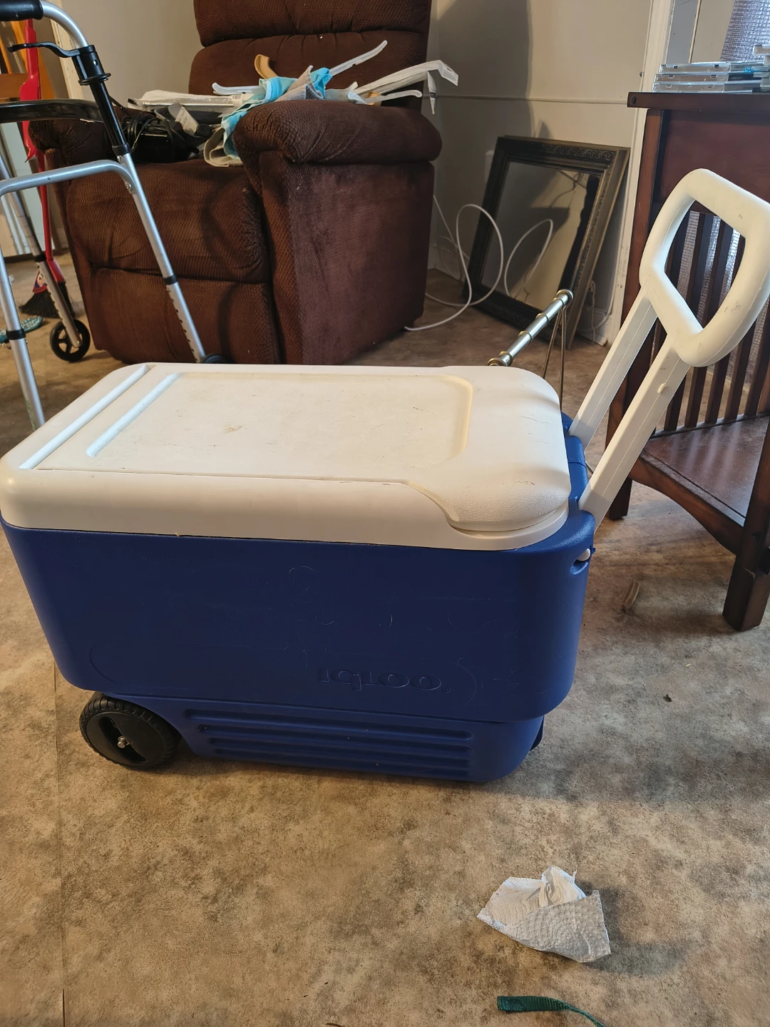 Igloo Rolling Cooler