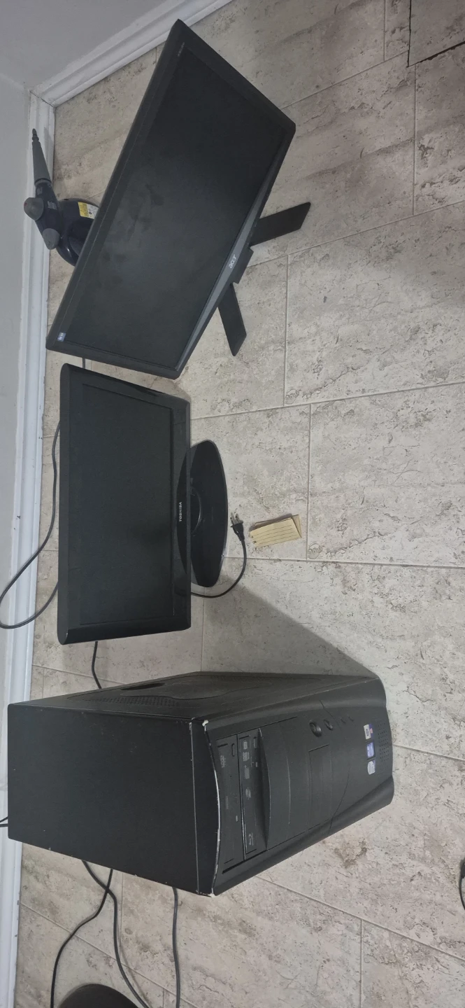 Toshiba TV and Acer Monitor and computer Bundle