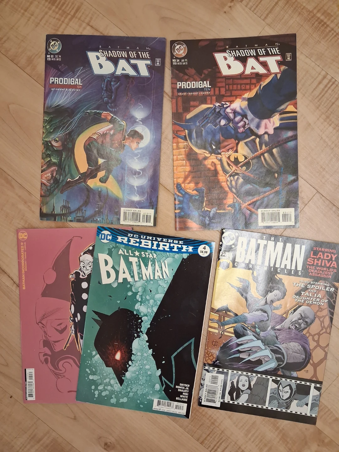 Batman Lot of #11 Including One free CatWoman! - photo 3