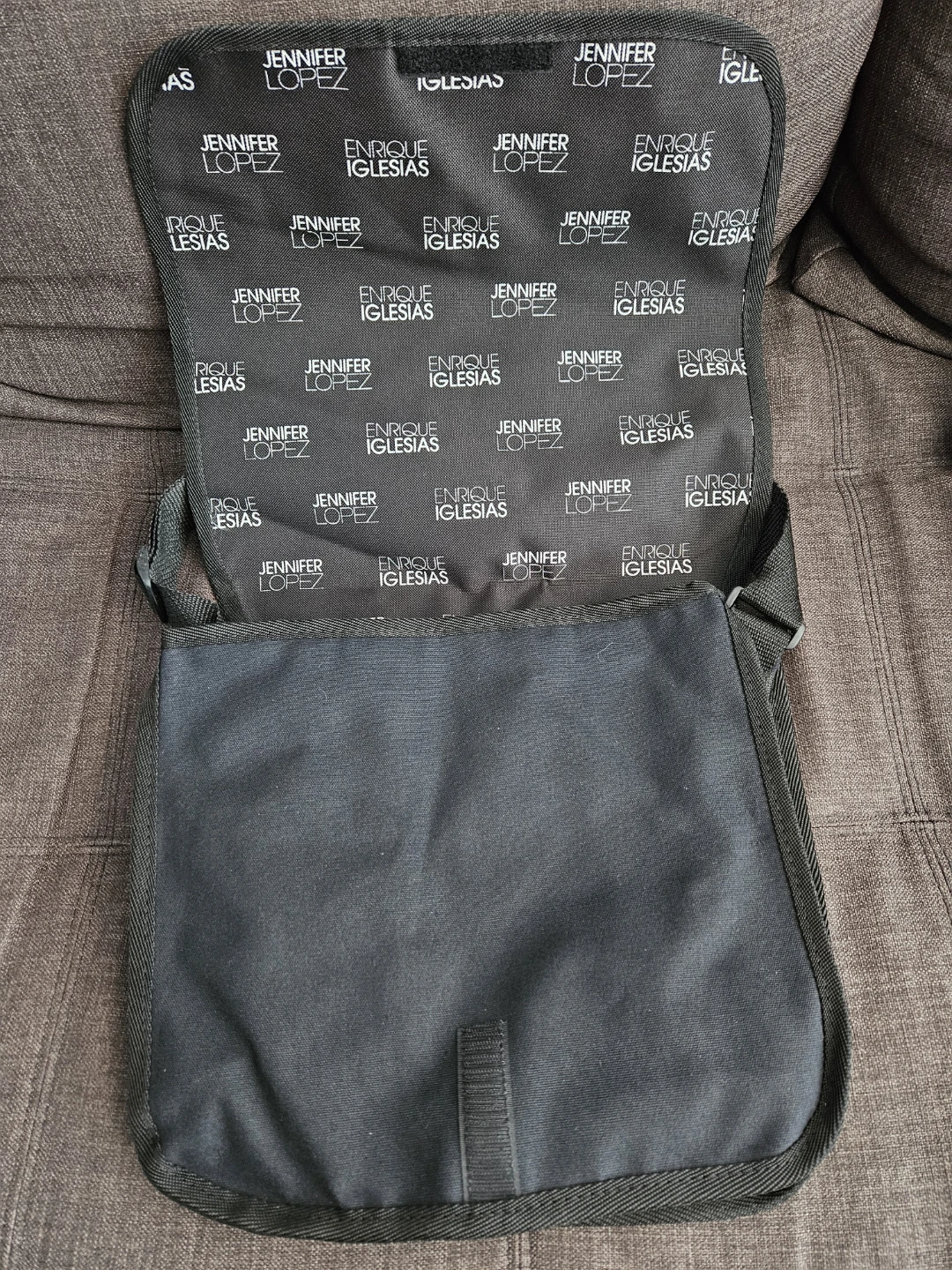 Enrique Iglesias & Jennifer Lopez Messenger Bag Tote NEW - photo 2