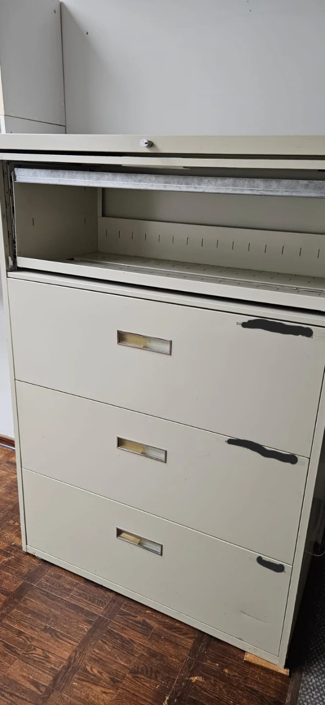 Filing cabinets - photo 3