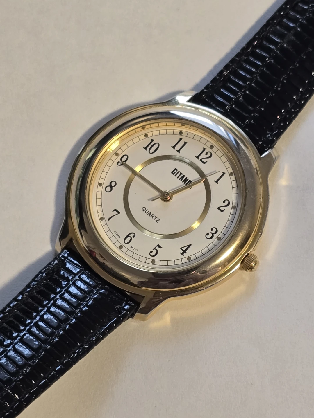 Large Men's Gitano Quartz Watch NEW BATTERY
