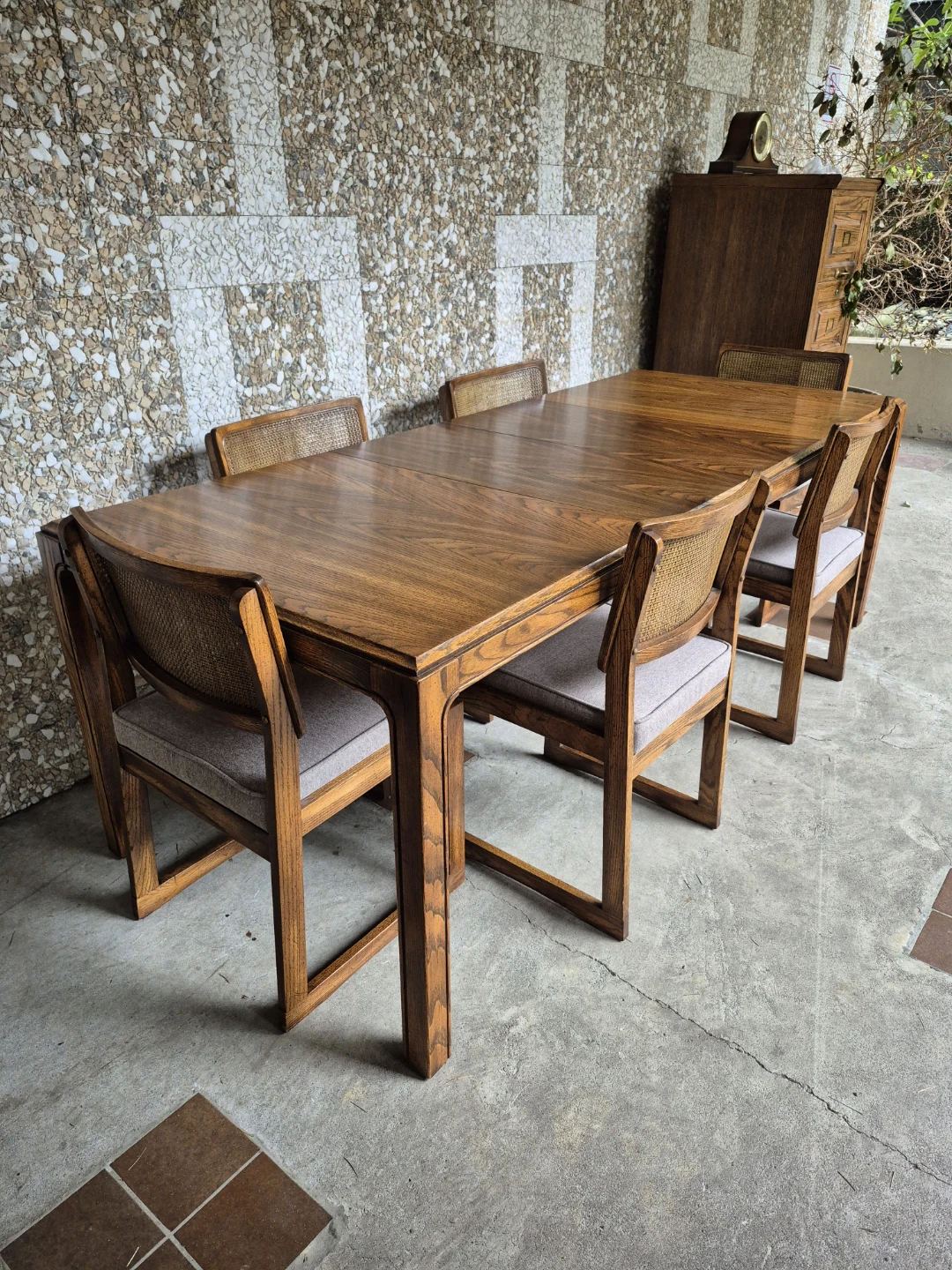 Vintage Oak Dining Table - Expandable Square/Rectangular Table - photo 5
