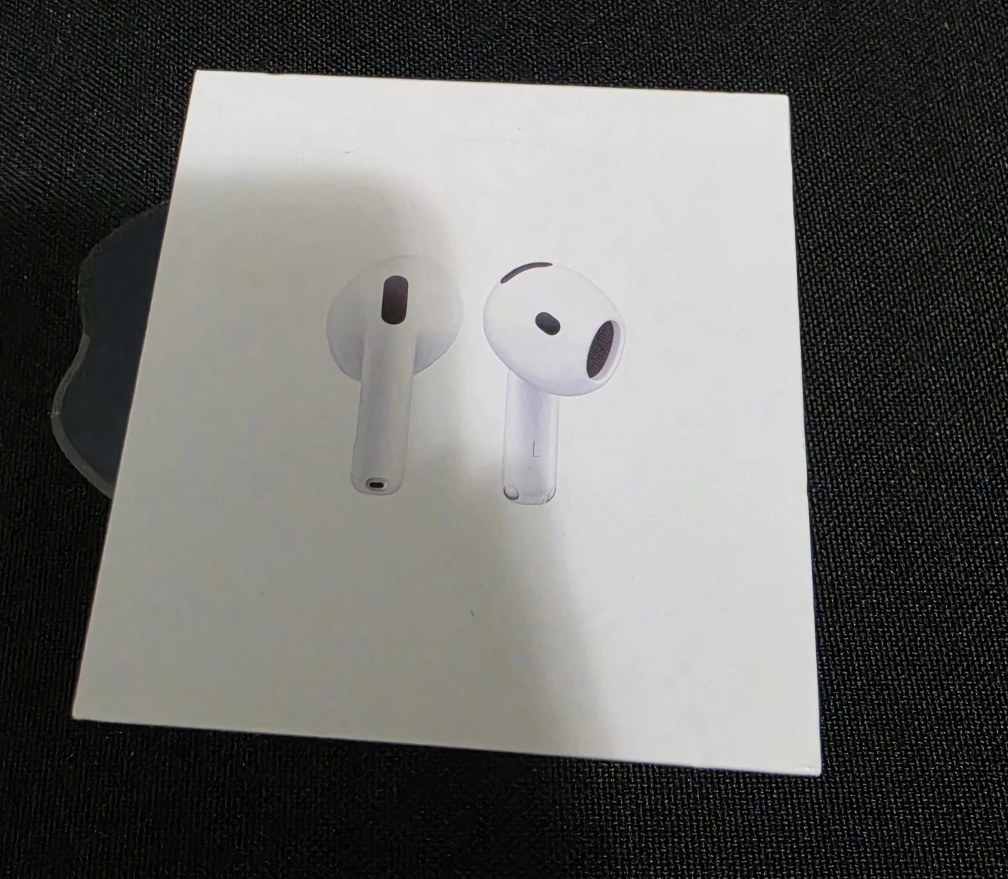 Apple AirPods 4