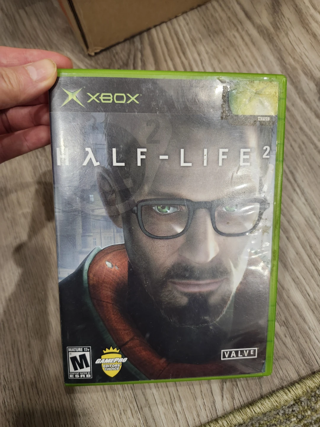 Half-Life 2 Xbox Game