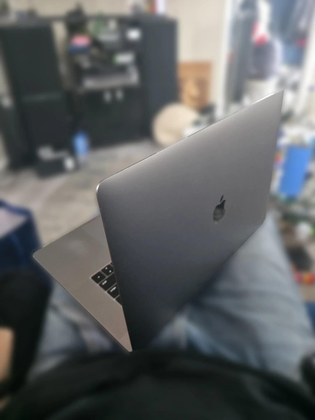 MacBook Pro (2017) - photo 4