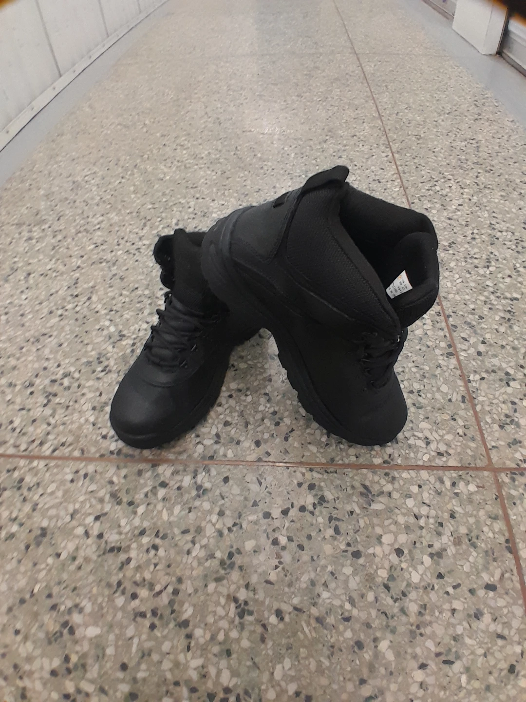 Timberland Black Hiking Boots Men's Size 10 - photo 3