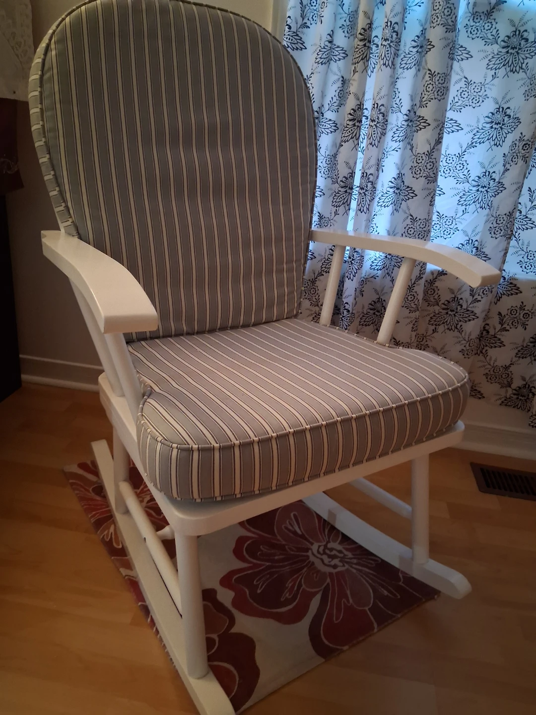 Comfortable Rocking Chair with Striped Cushions