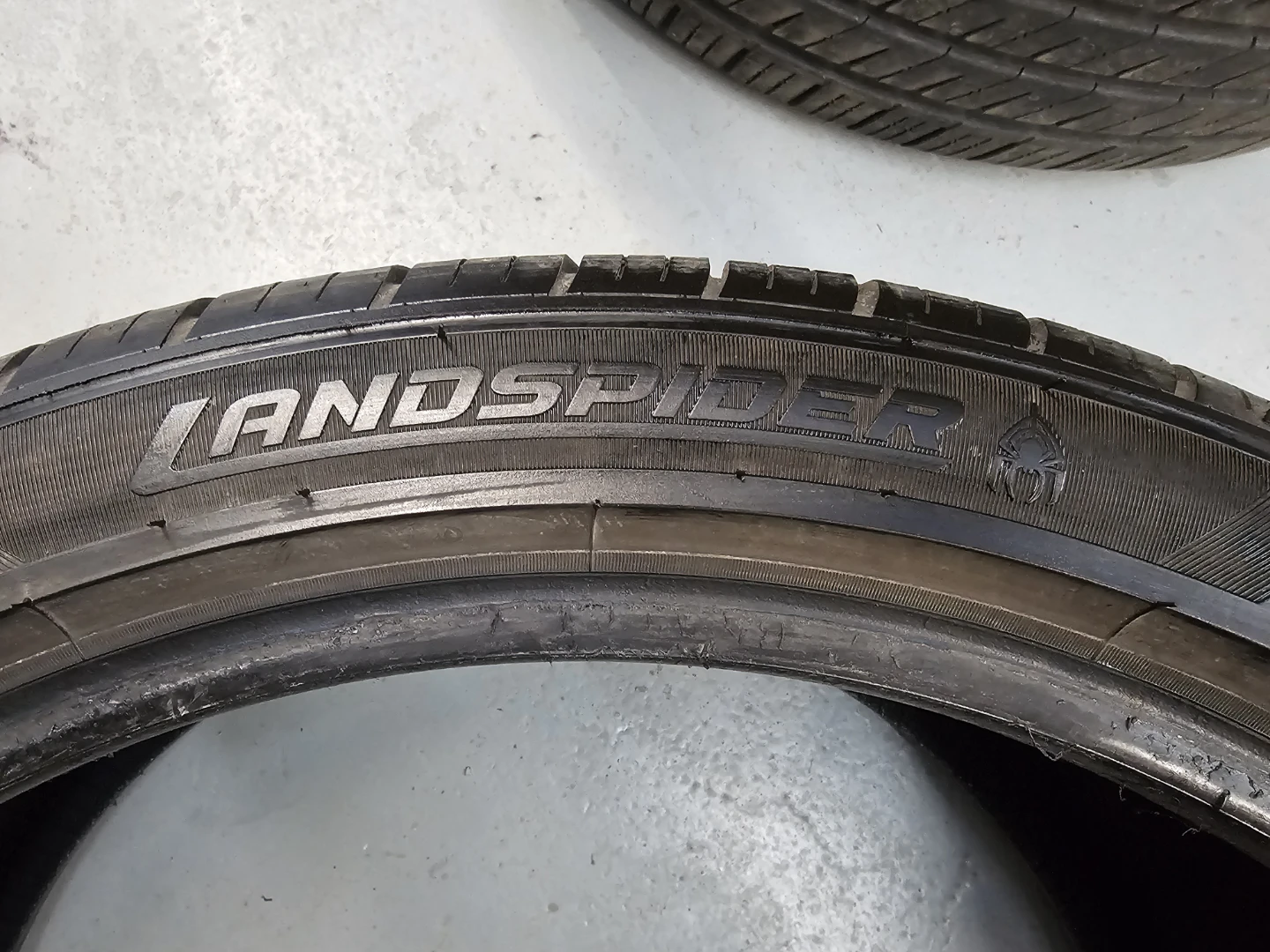 275/35 R20 AND 245/40 R20 SUMMER TIRES - photo 4