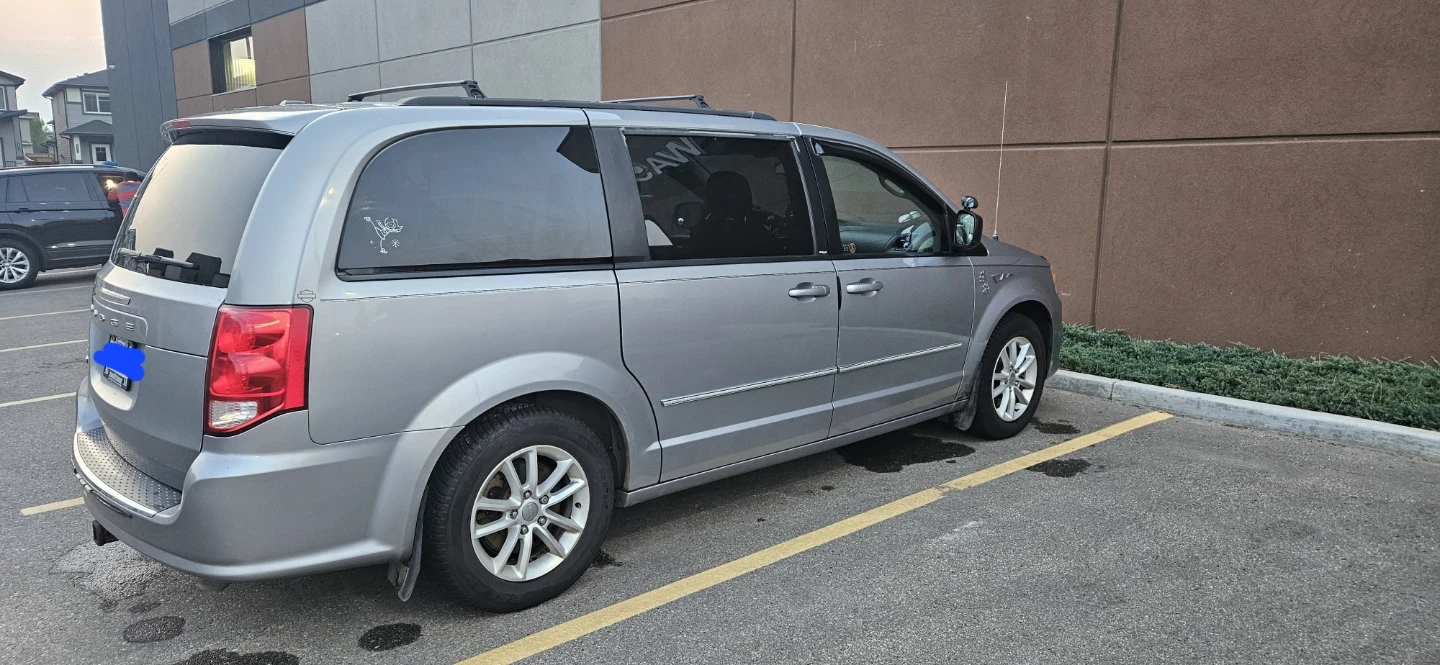 Active 2013 Dodge Grand Caravan Minivan