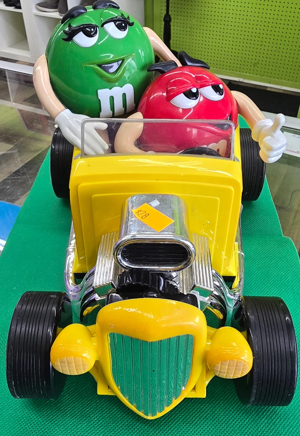 🚗 M&M’s Collectible Hot Rod Car – $28 - photo 2