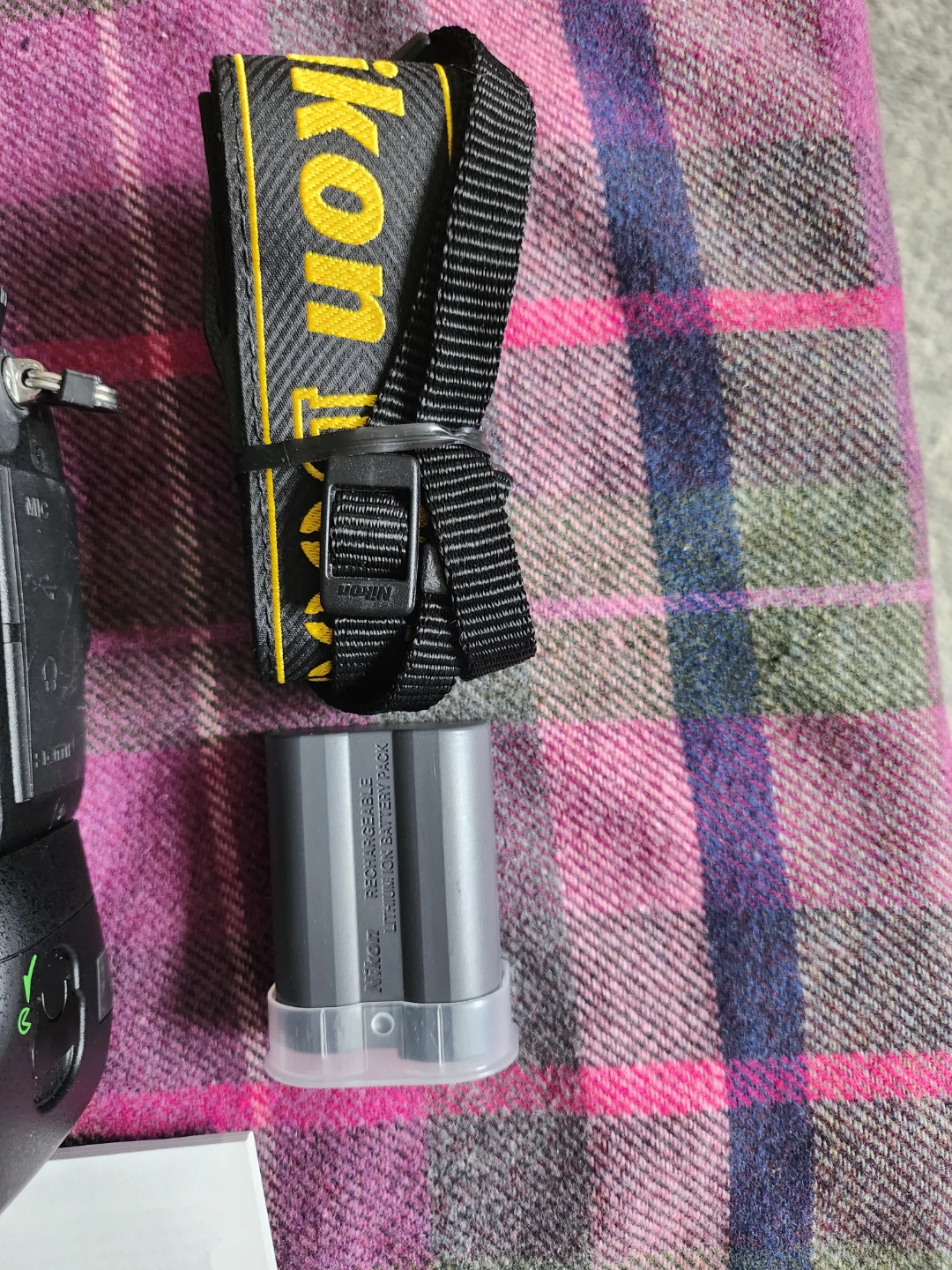 Nikon D800 Full Frame Digital Camera. - photo 3