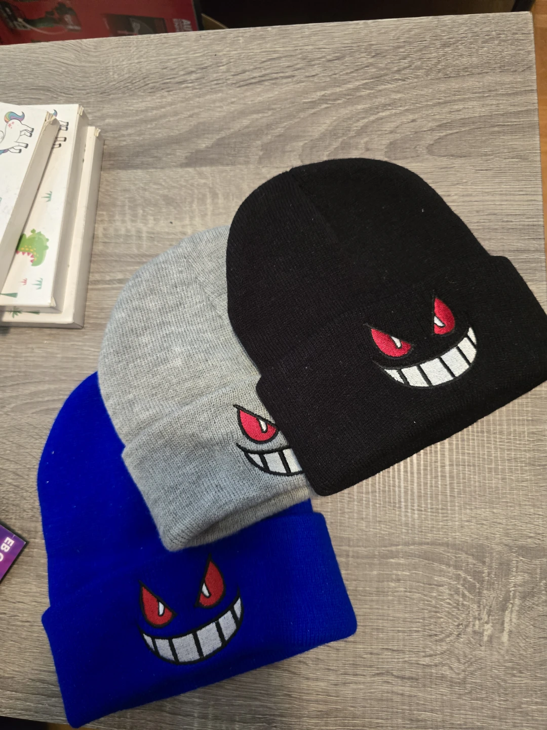 Pokémon Gengar hats - 3 Pack- new
