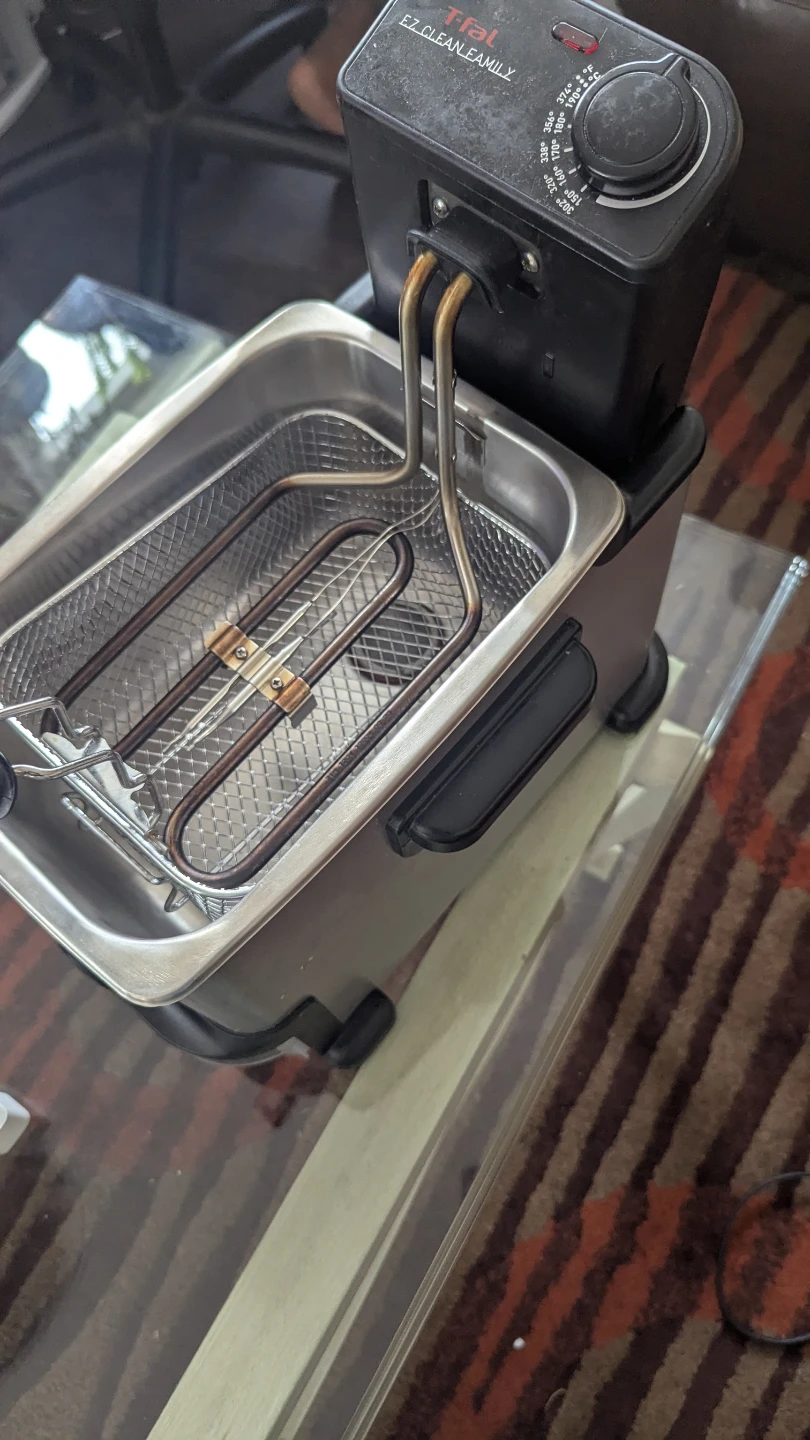 T-fal EZ Clean Deep Fryer - photo 4