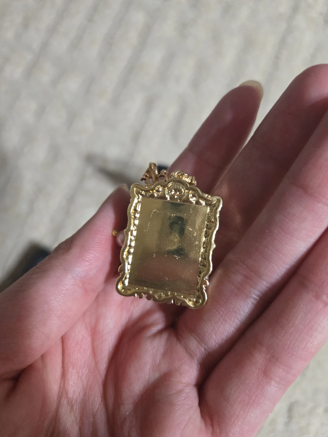 Pearl Pendant with Crown and Glasses - photo 3