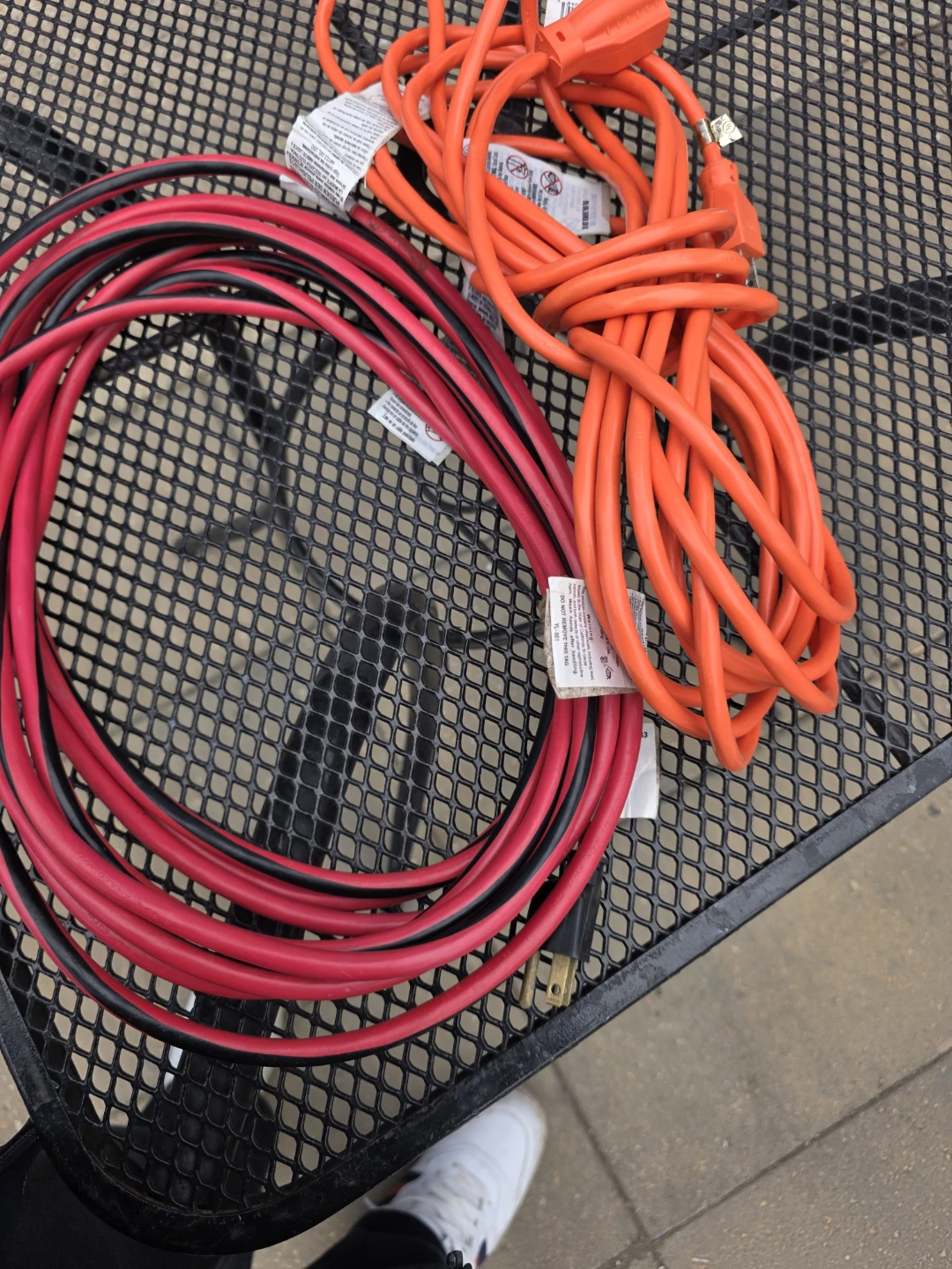 Husky & Idylix 25 ft Indoor/Outdoor Extension Cords - photo 2