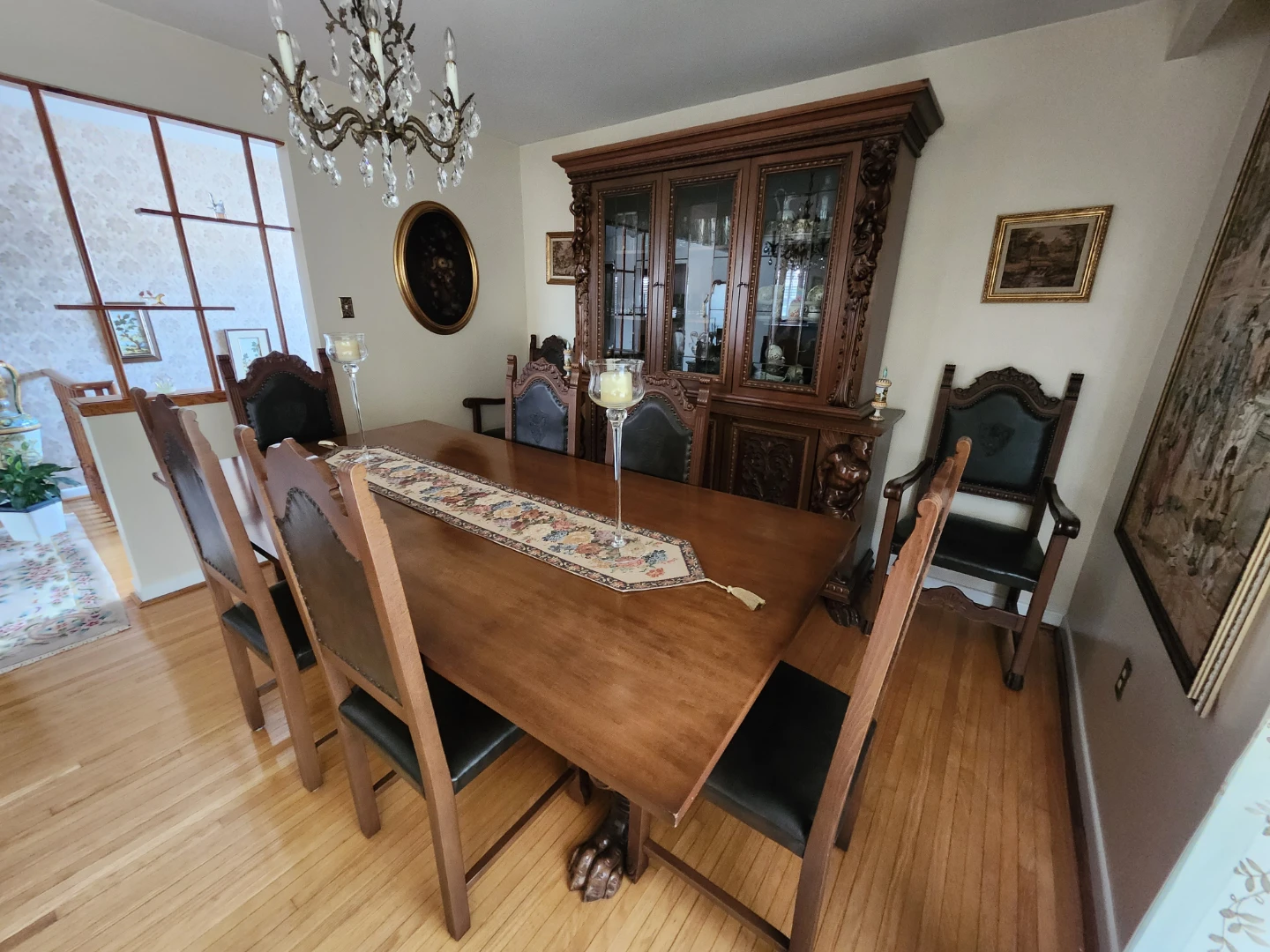 Walnut Solid Wood Dining Room Suite - photo 2