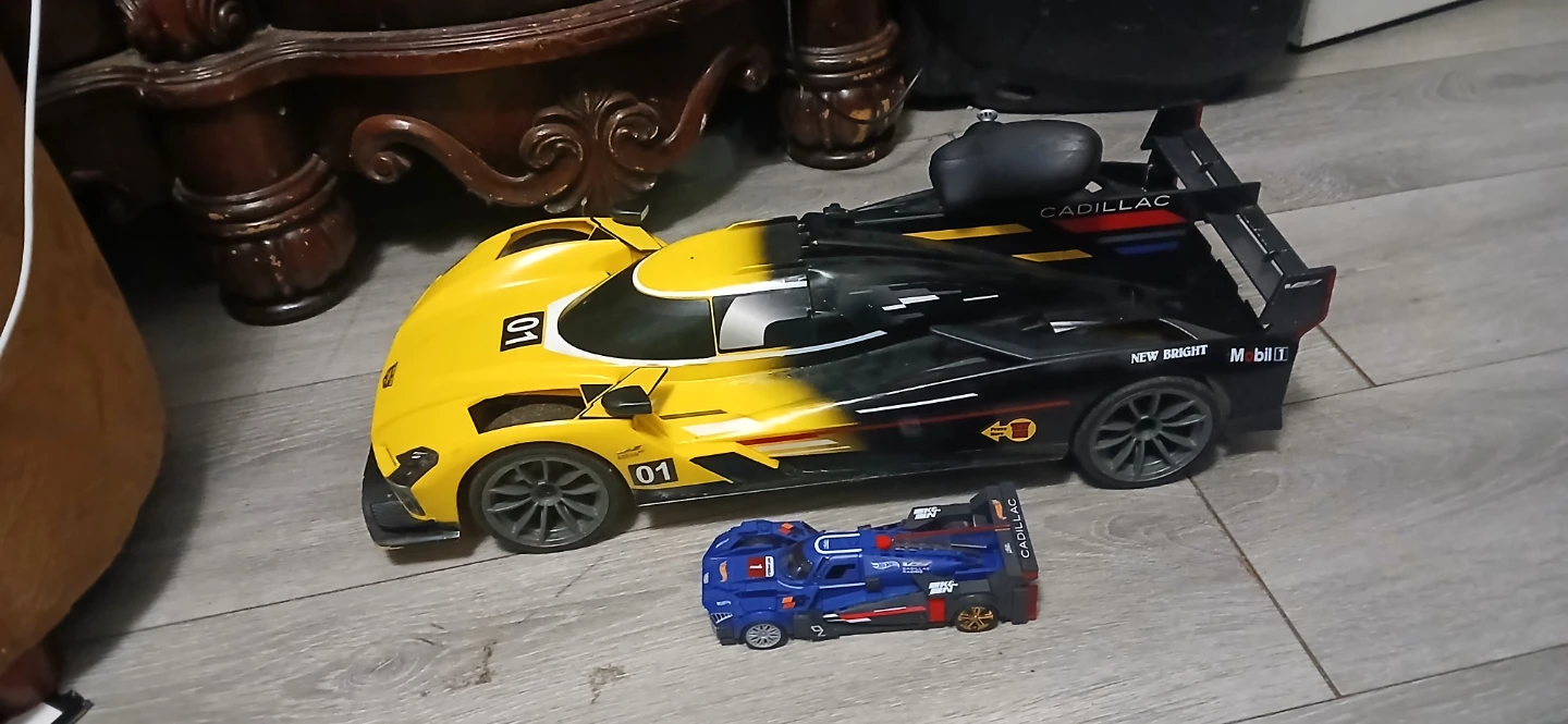 Bright RC Cadillac Race Car Toy - photo 3