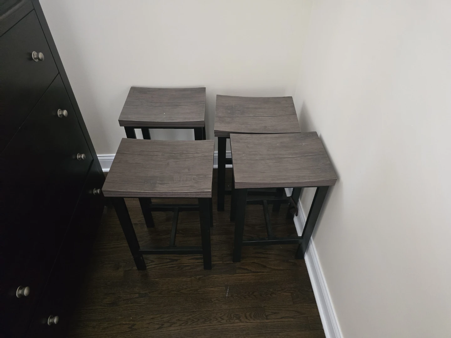 Rustic Wood Top Bar Table with 4 Stools - photo 3
