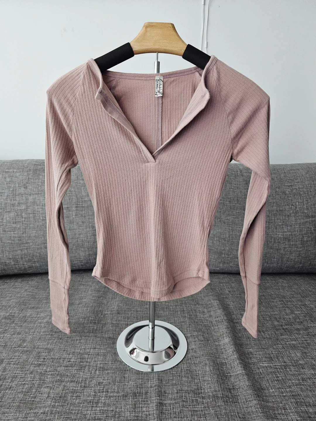 Pink Ribbed V-Neck Long Sleeve Top