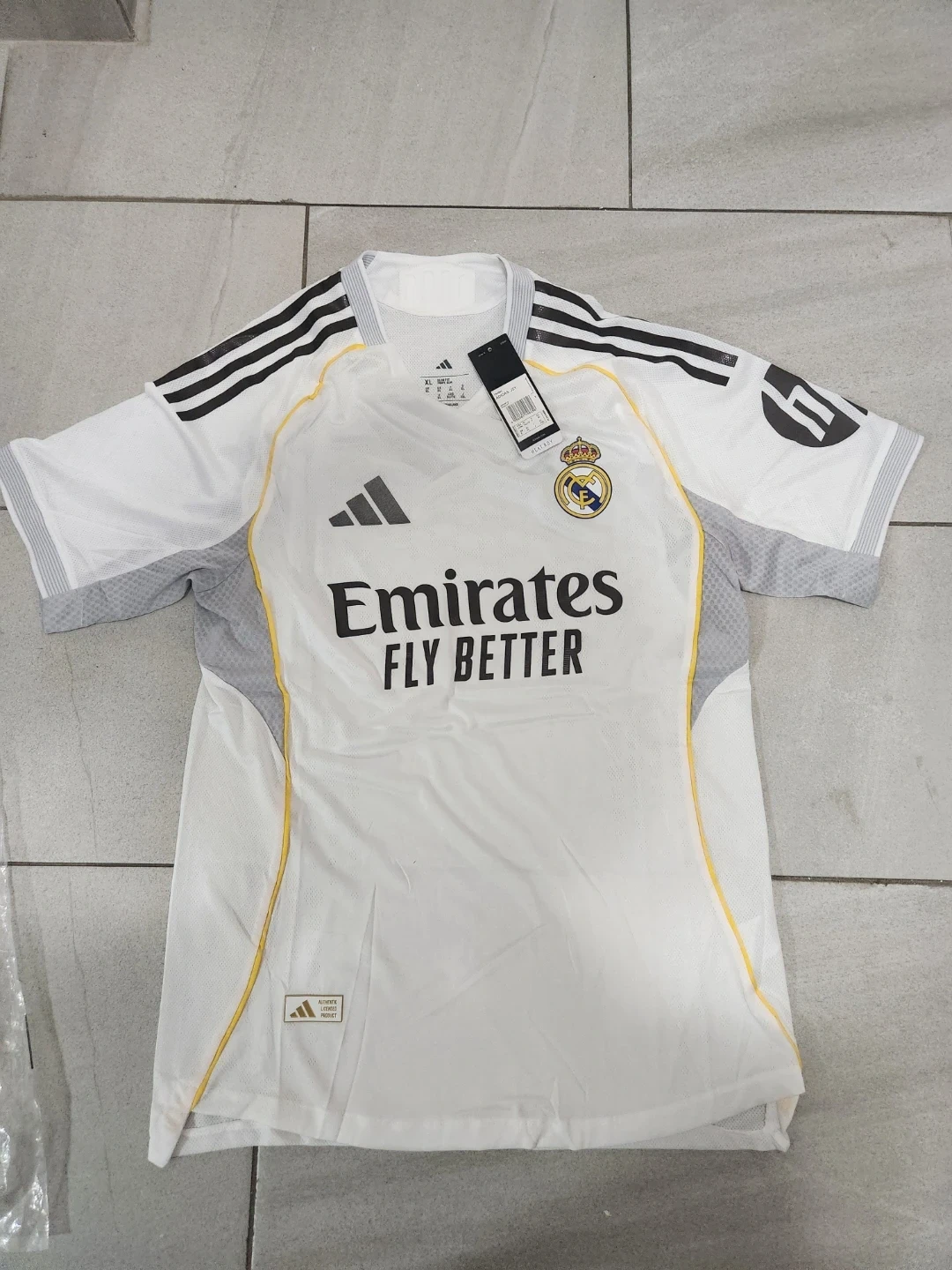 Real Madrid Adidas Jersey XL