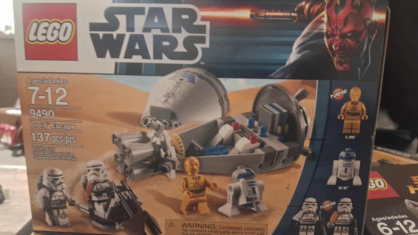 LEGO Star Wars Droid Escape Set 9490