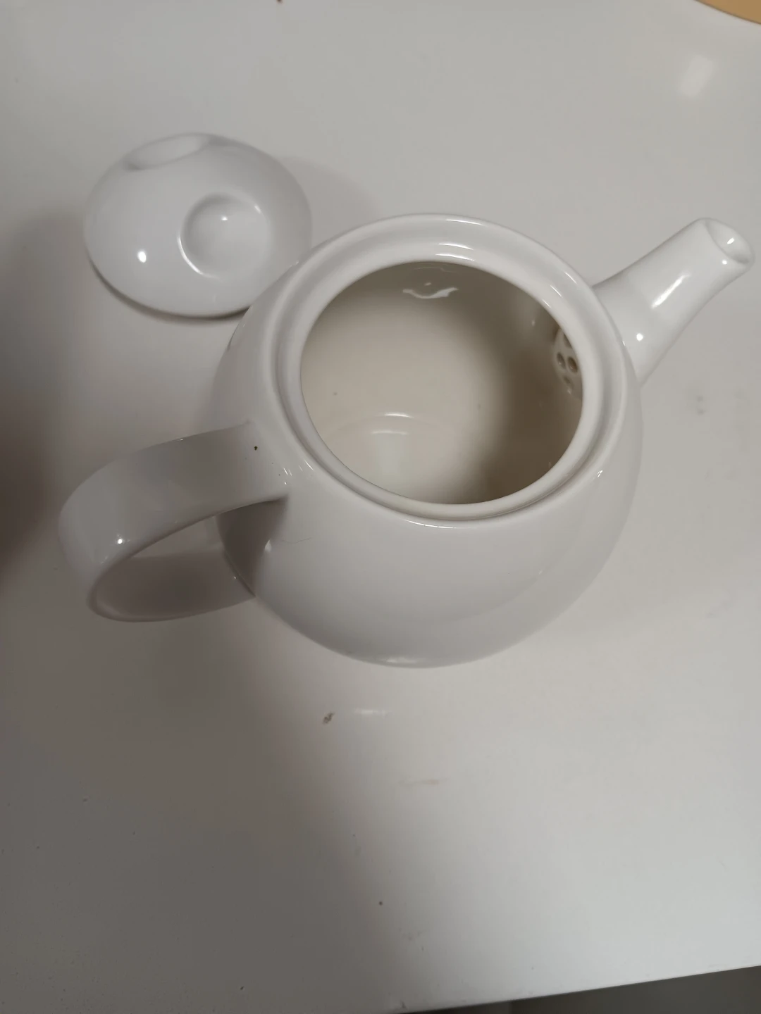White Ceramic Teapot - photo 2
