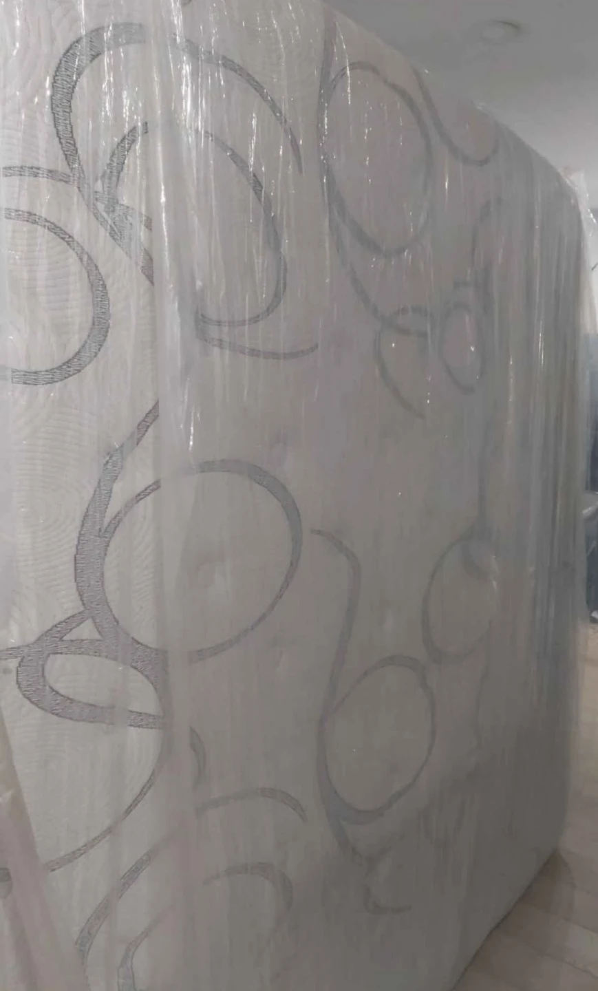 King size Sealy Posturepedic Swift Mattress 6 months old