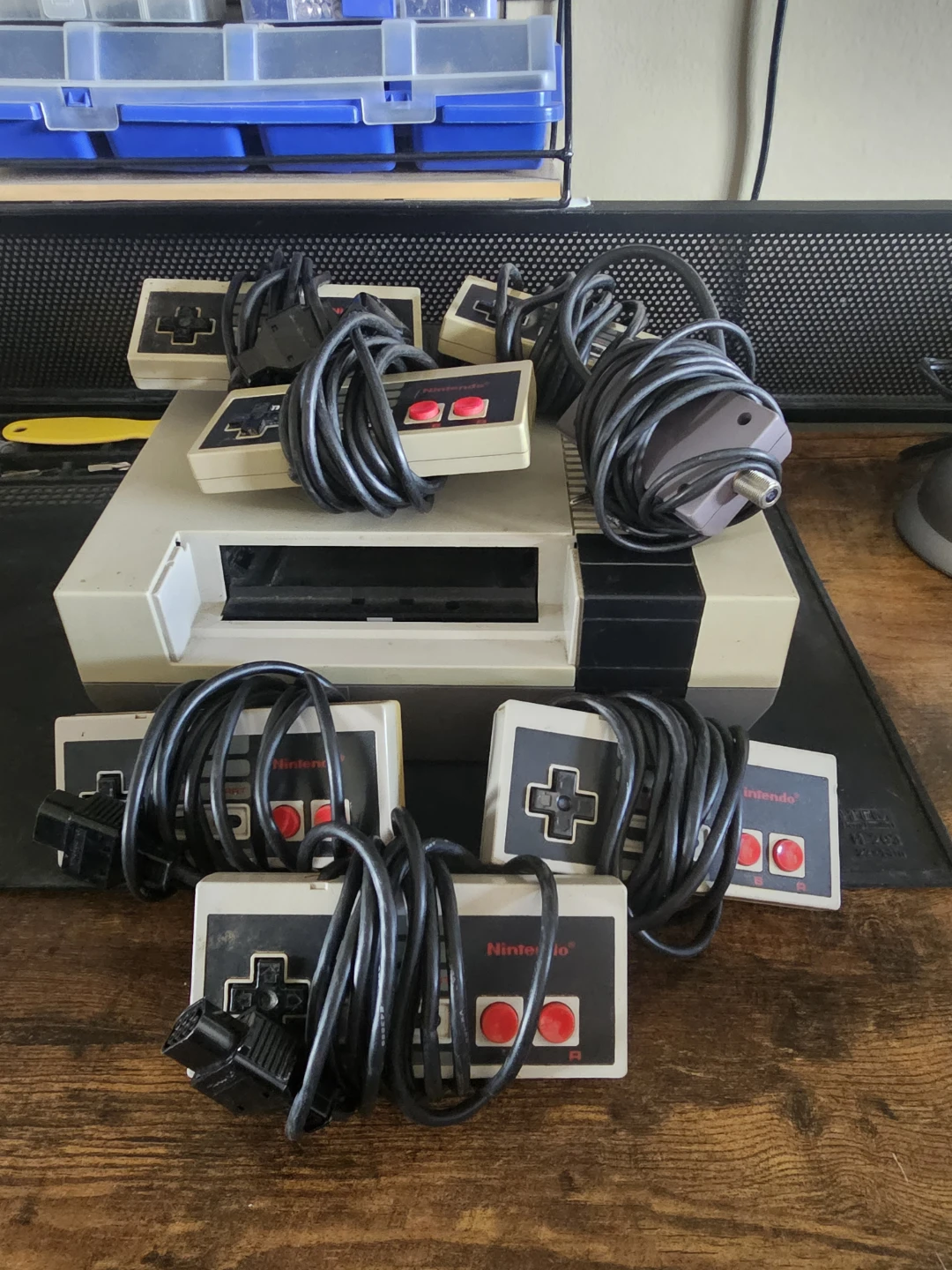 Nintendo NES Console (Read Description)