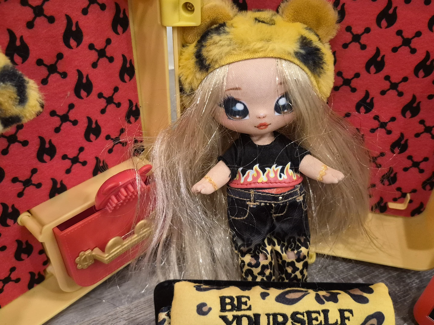 Na! Na! Na! Surprise Doll Fashion Playset - photo 5