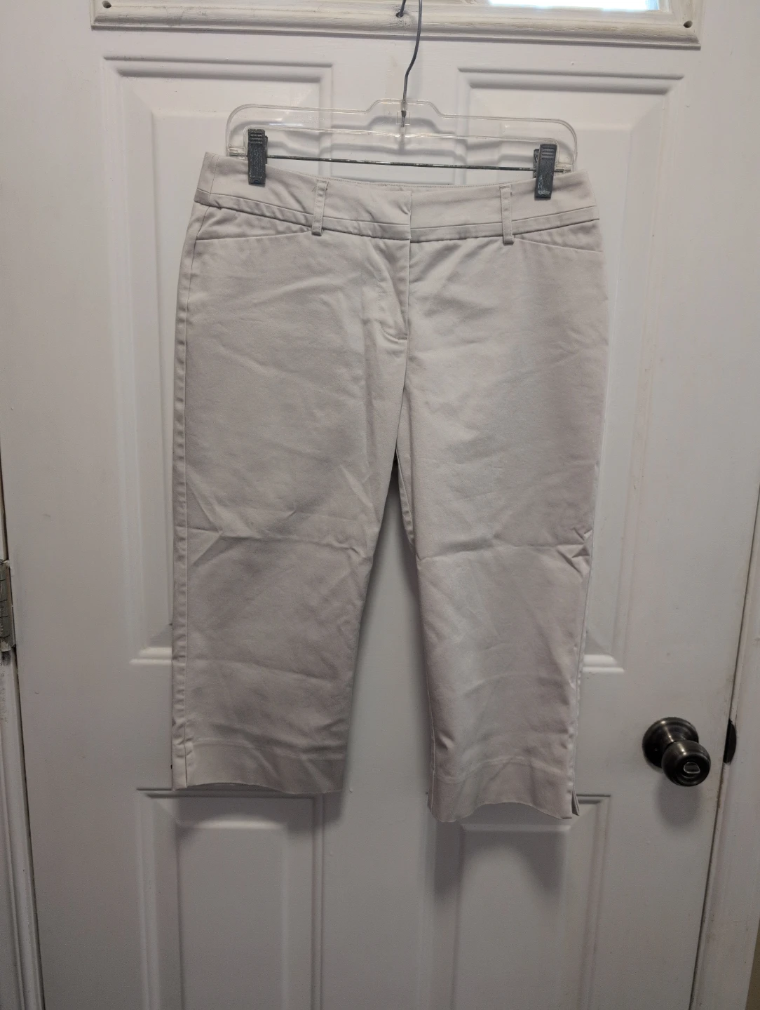 White/Tan Cropped Pants