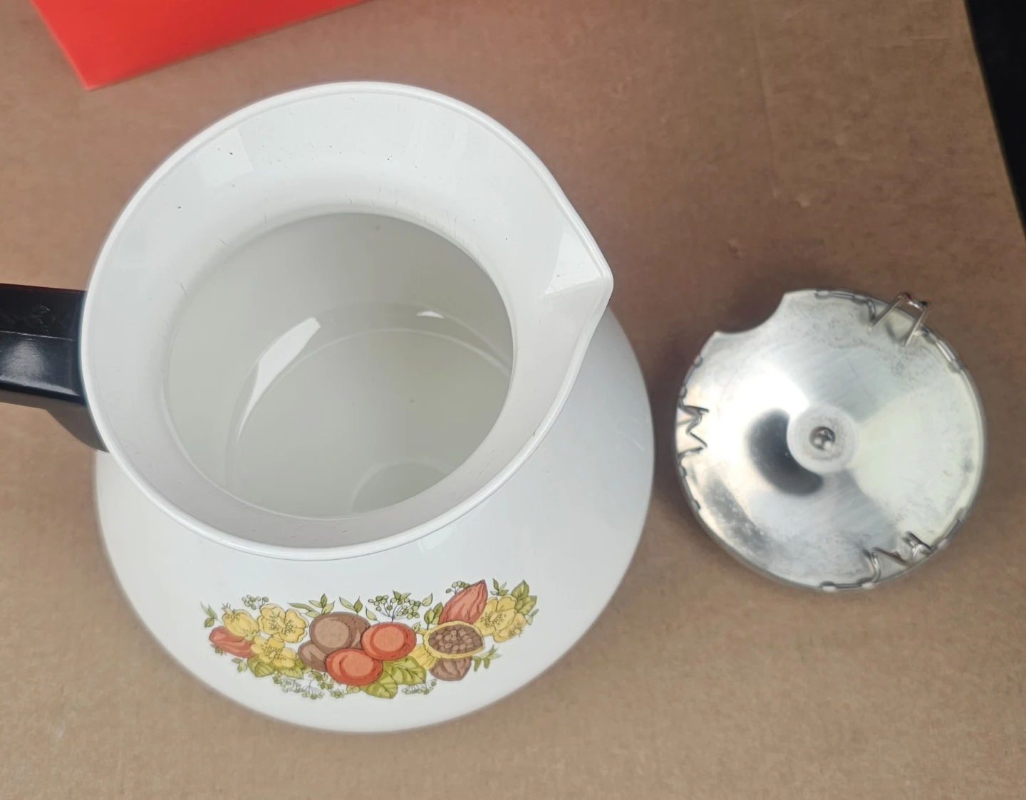 Vintage Corning Ware "Spice of Life" Teapot - photo 4