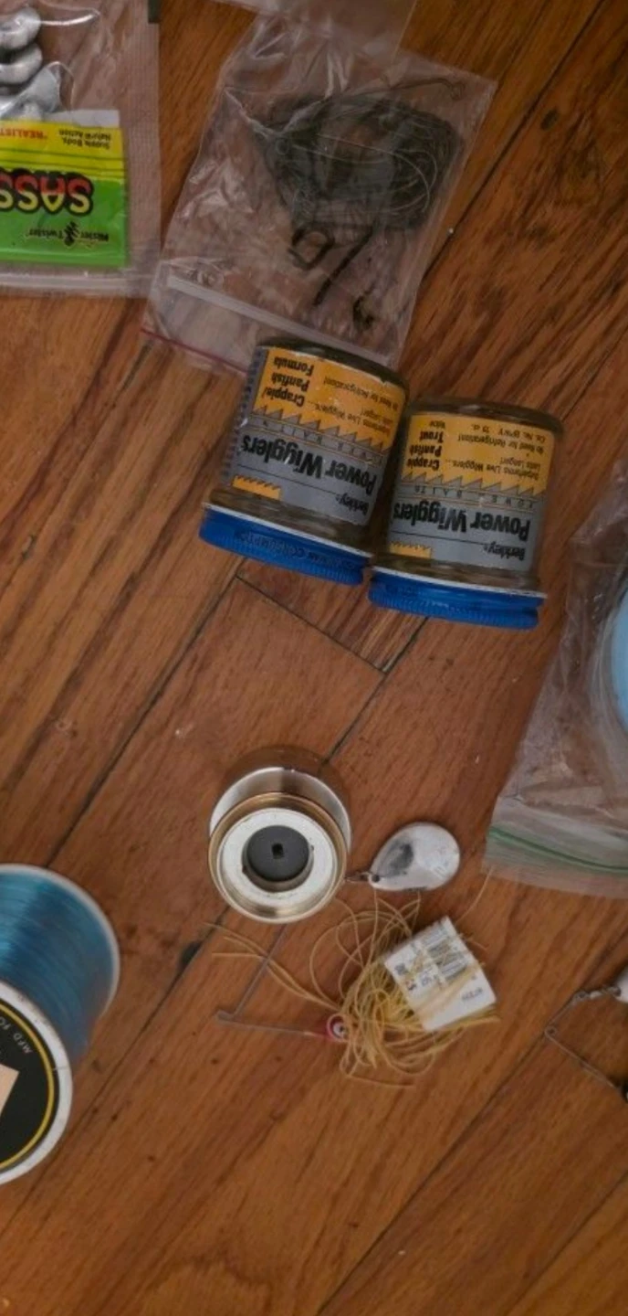 Fishing Lure and Reel Lot Vintage lot - photo 3