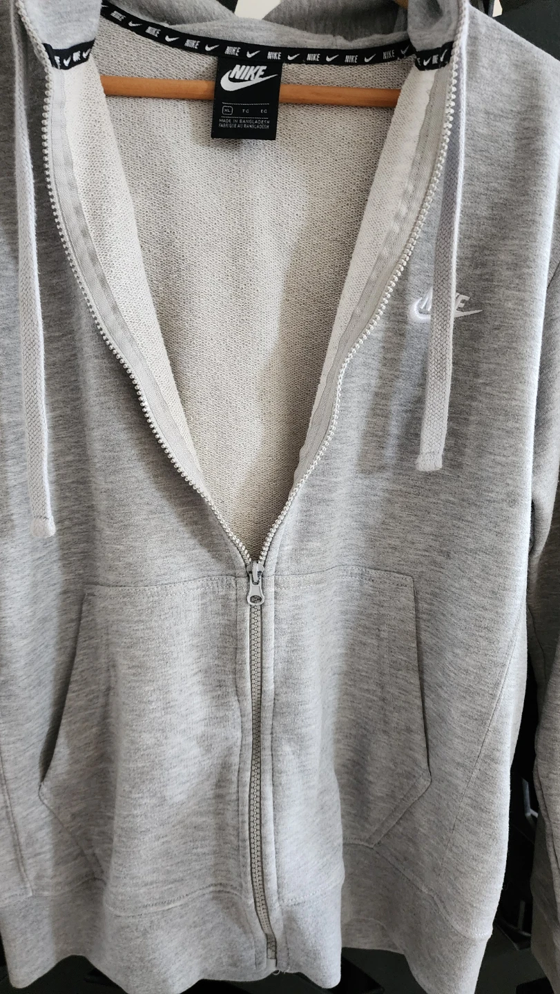 Nike Zip-Up Hoodie - photo 3