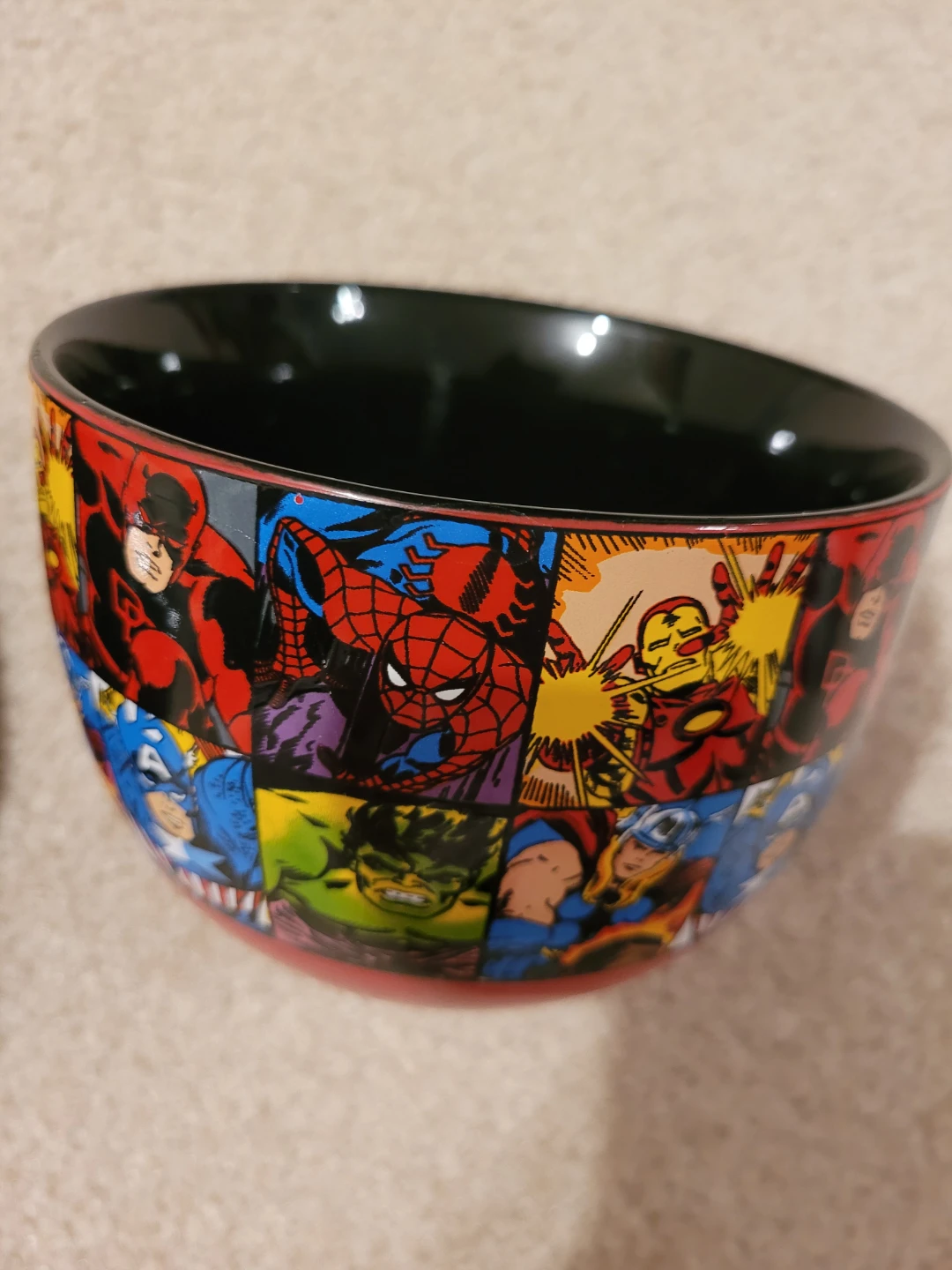 Marvel Comics Ceramic Mug - 24 oz