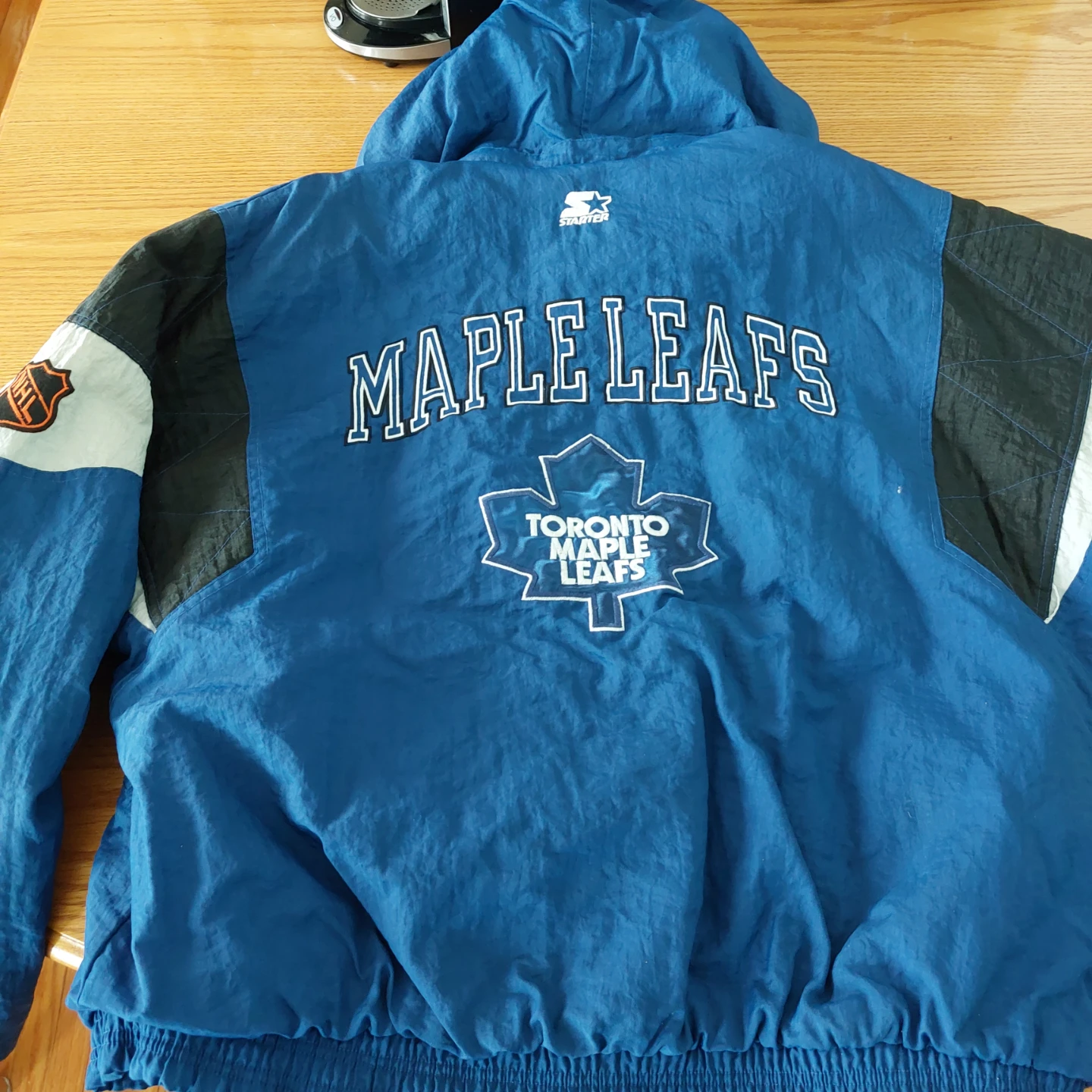 Starter Toronto Maple Leafs NHL Jacket L/G - photo 2