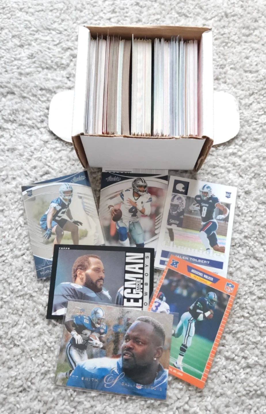 Dallas Cowboys, 200 Football Cards Team lot - photo 2