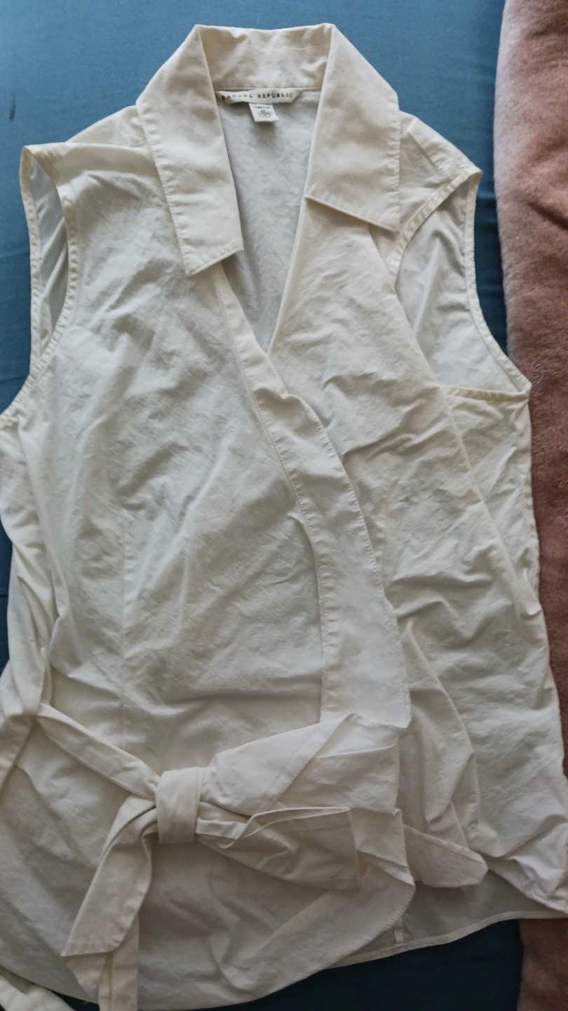 Banana Republic Sleeveless Wrap Top