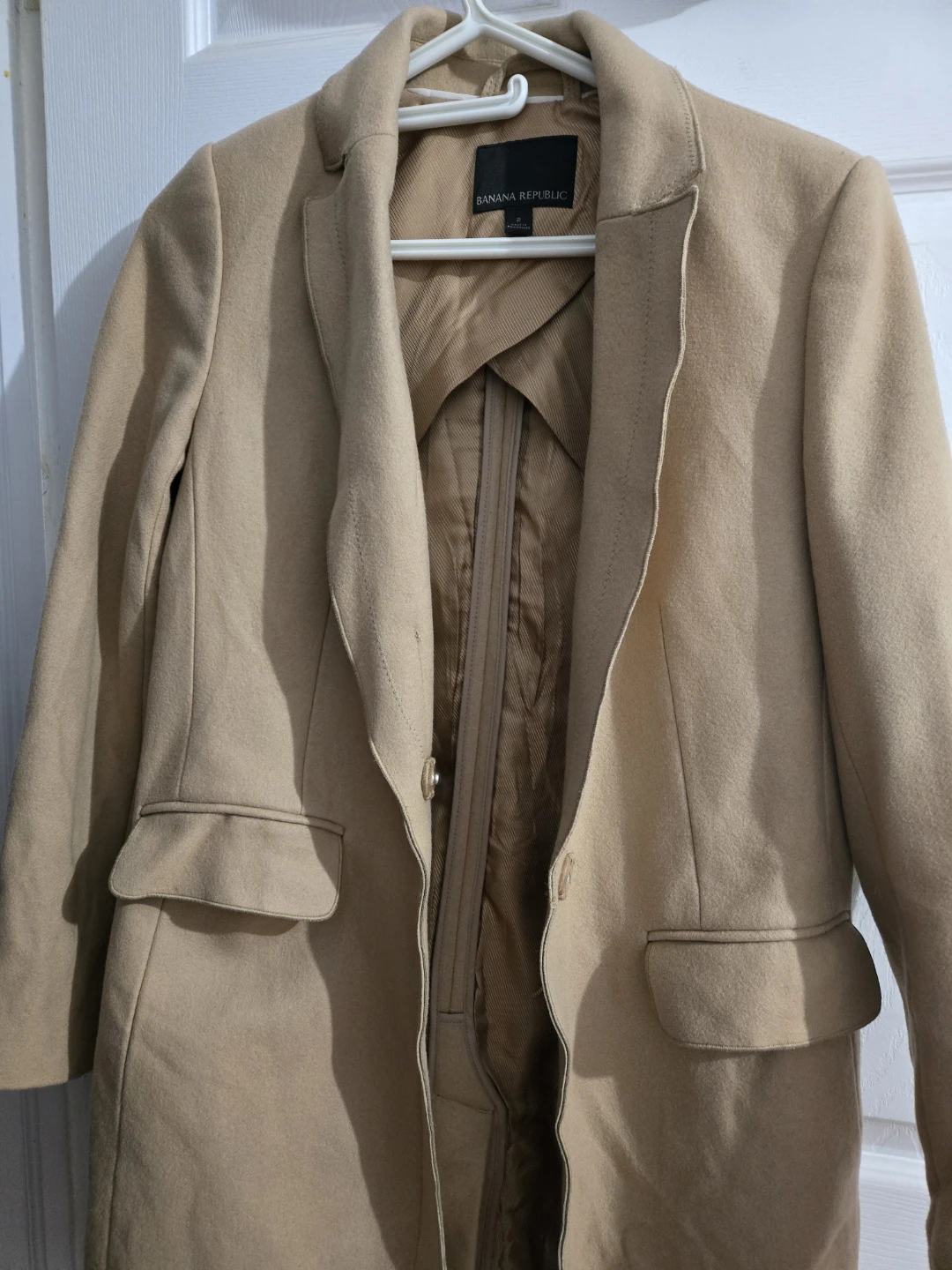Banana Republic Women's Blazer Size 2 Tan
