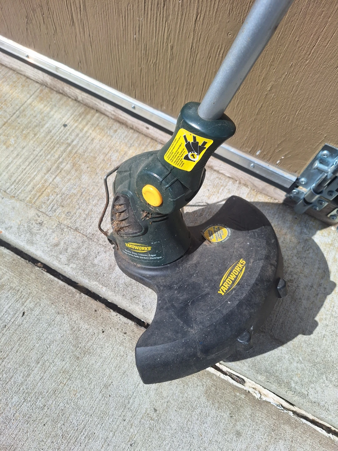 YardWorks Electric Trimmer - photo 2