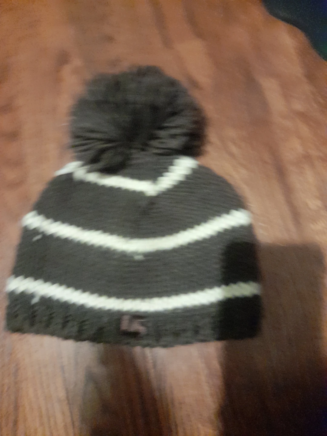 Burton Knit Pom Pom Hat 🧡 - photo 2