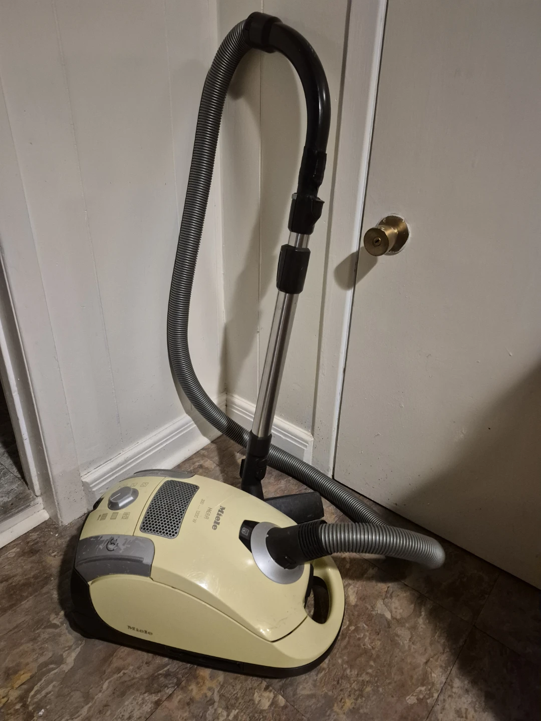 Miele Hera Vacuum Cleaner - 1200W
