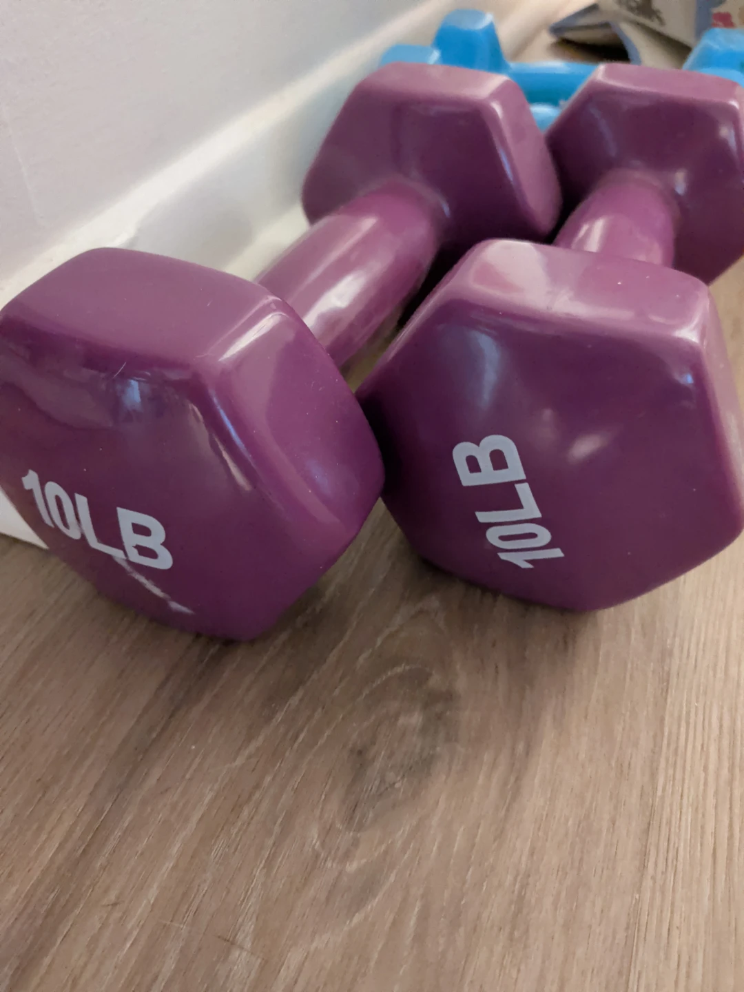 5LB and 10LB Dumbbells Set - photo 2