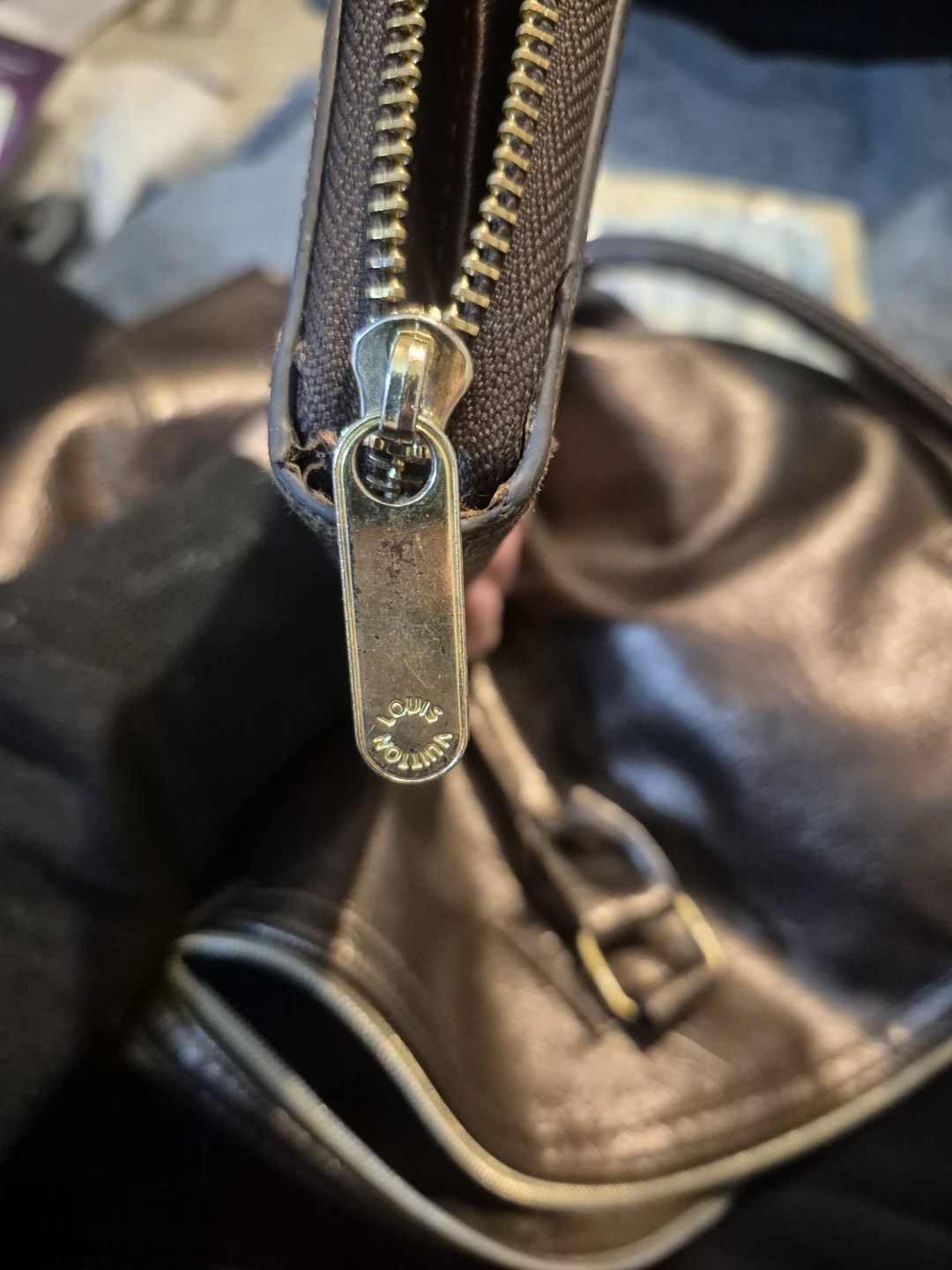 Louis Vuitton Monogram " zippy" wallet - photo 3