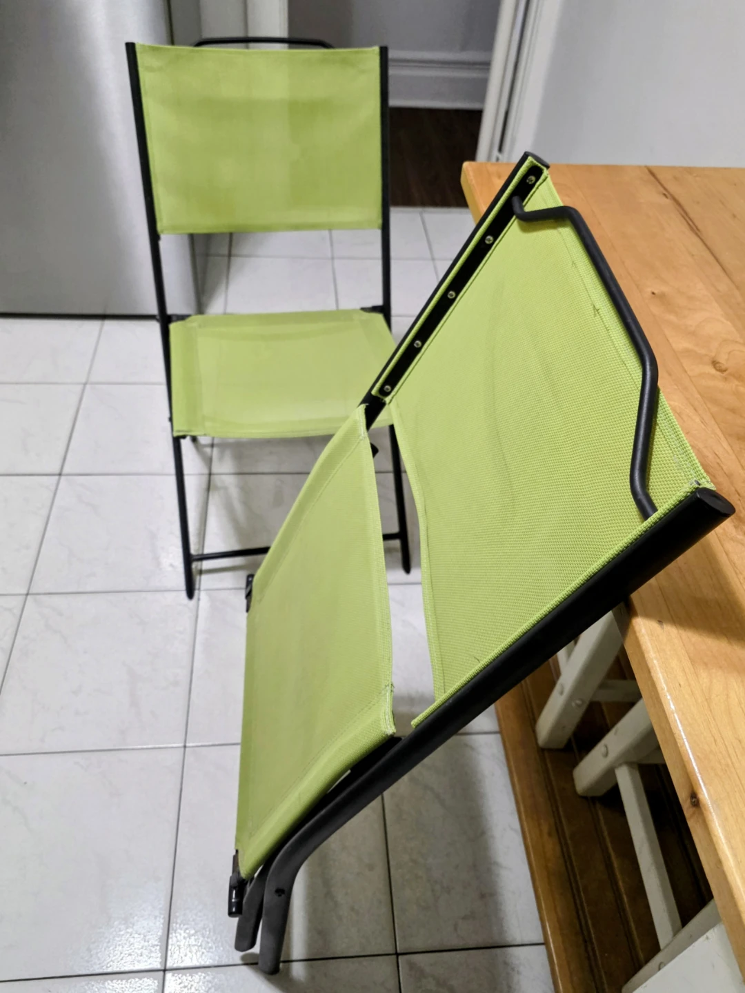Two folding bistro chairs - photo 3