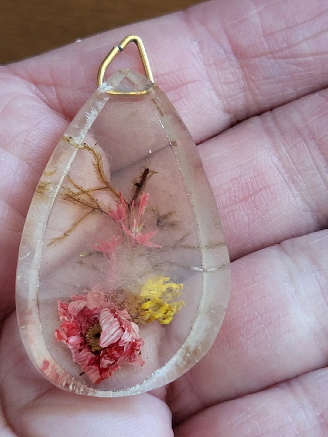 Teardrop Resin Pendant with Dried Flowers - photo 2