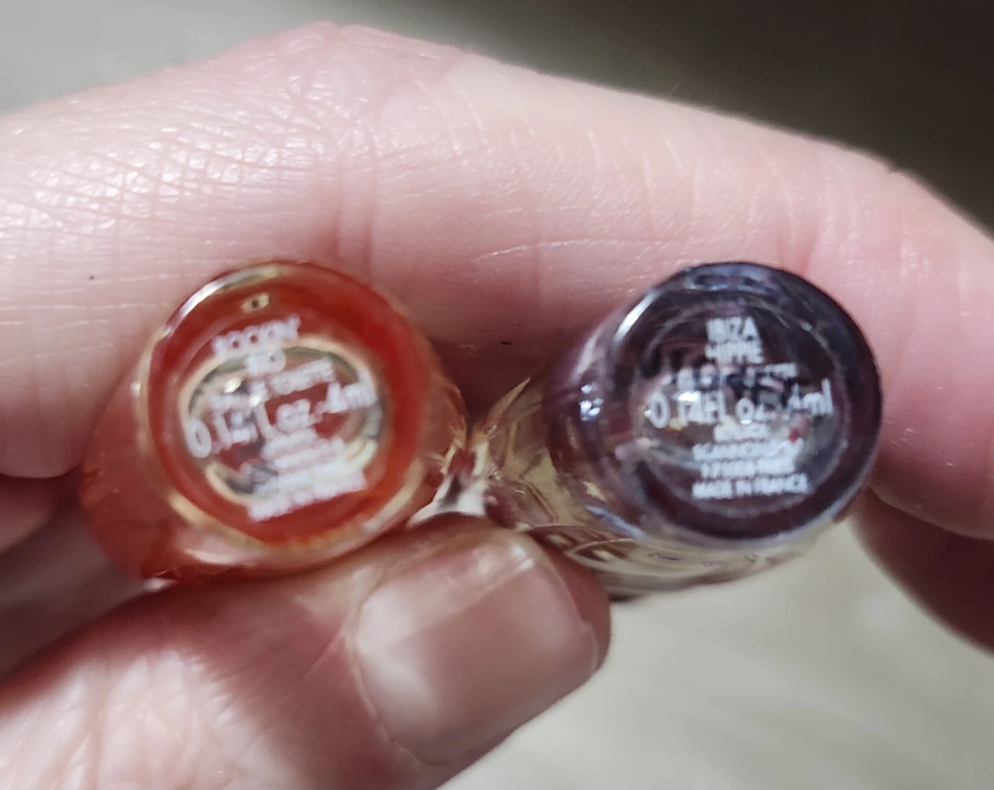 $5 for both mini perfumes escada - photo 2
