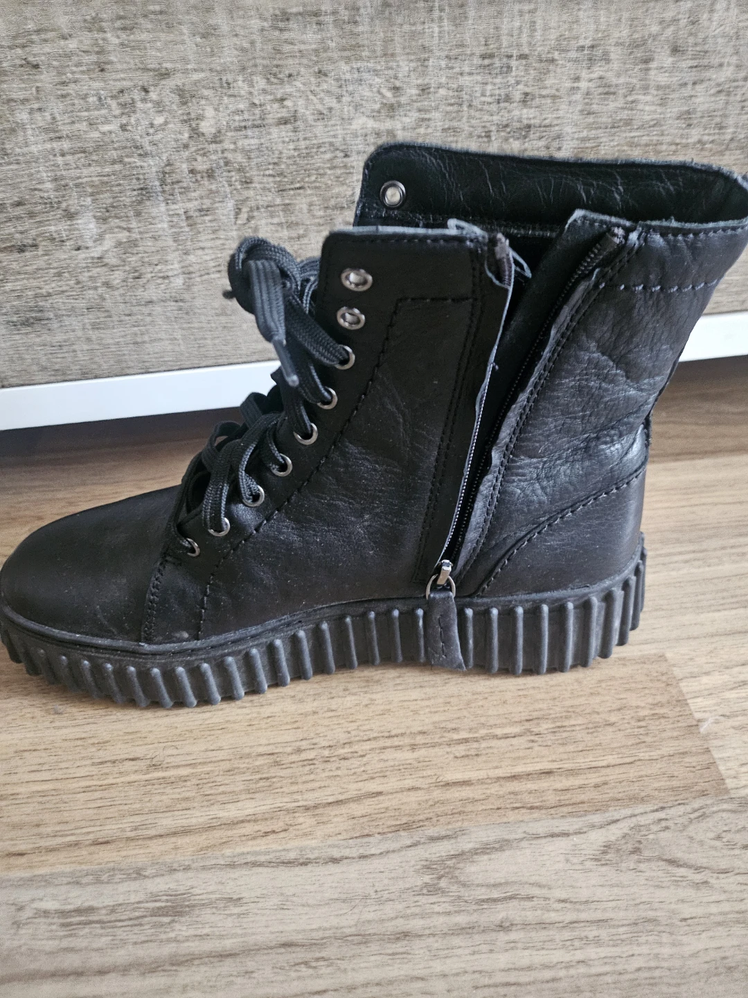 Black Leather Combat Boots - Clarks - photo 4