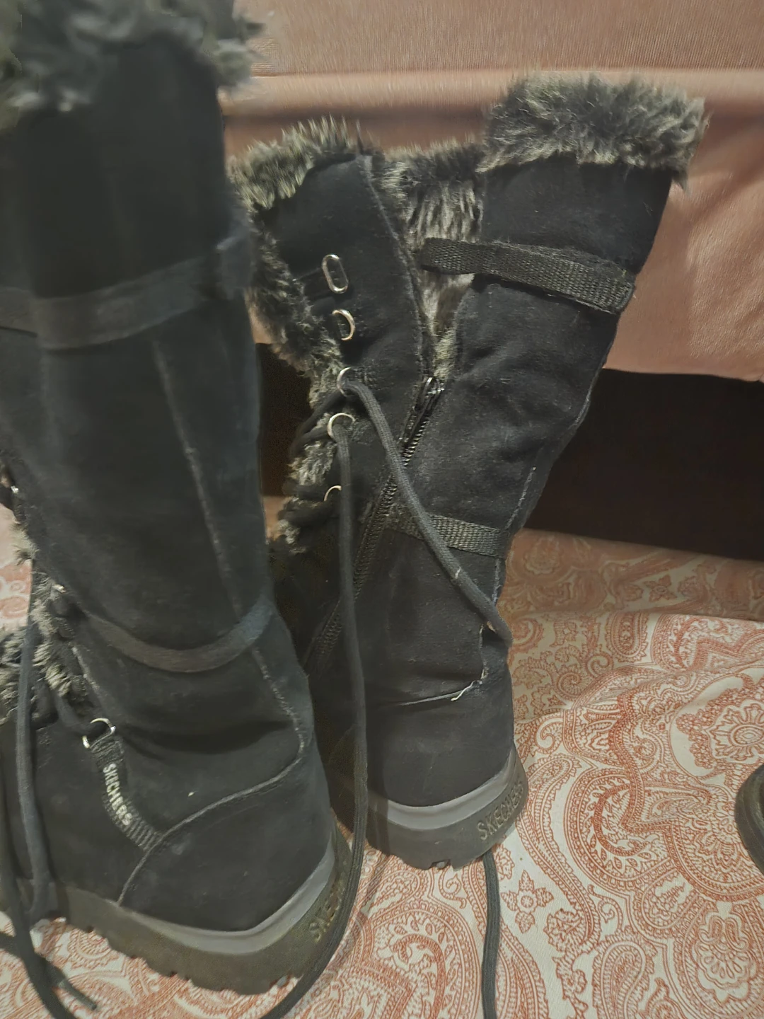 Skechers Black Faux Fur Lined Winter Boots - photo 2